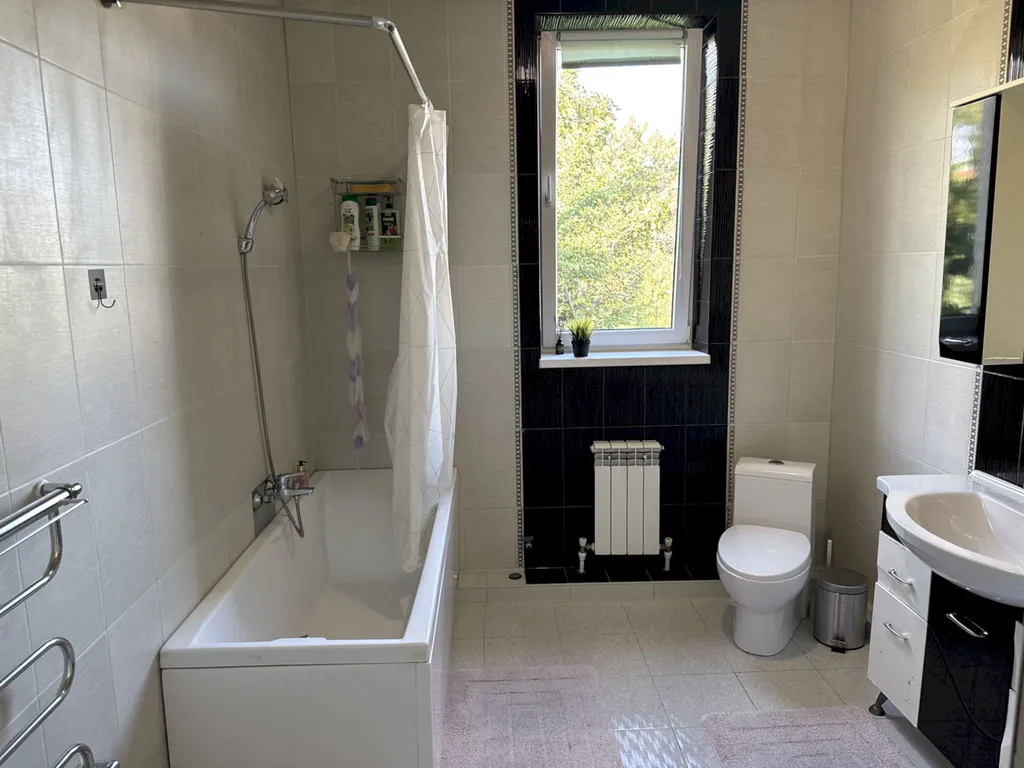 Двухэтажный коттедж с террасой и мангалом - Голубая бухта