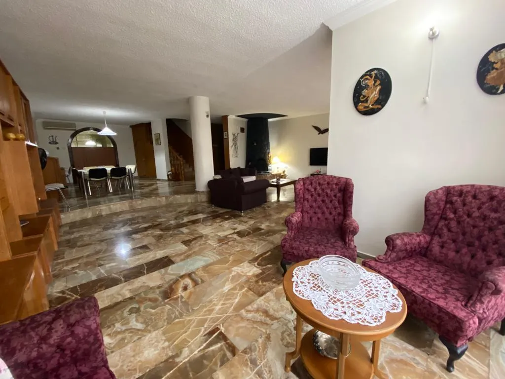 Мерсин Мезитли 3+1 дуплекс дом на берегу моря