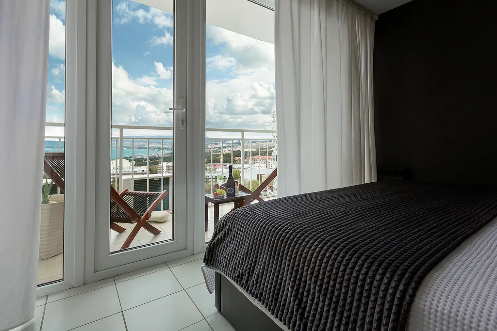 Квартира Aпaртаменты панорама & геленджик i family royal suite 2+2+2 гостя — Геленджик