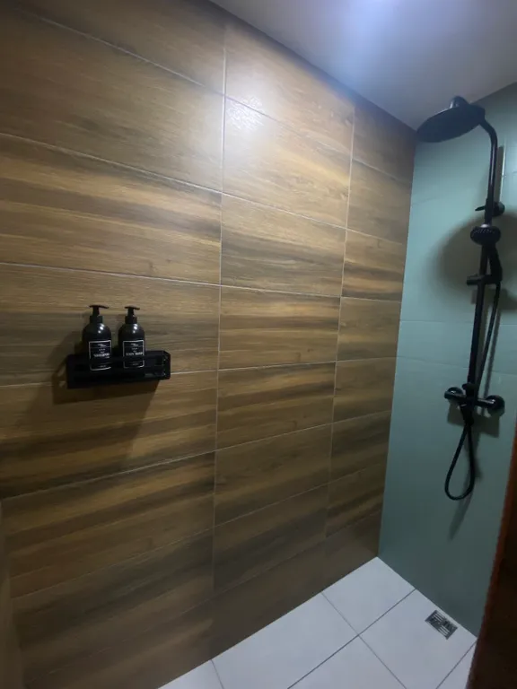 Дом-треугольник в загородном комплексе FoxWay