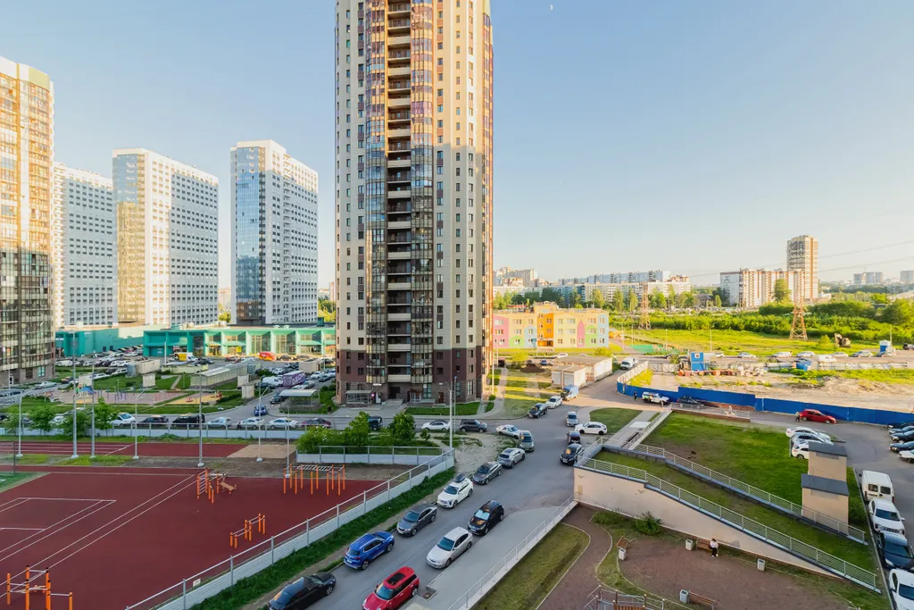 Студия с дизайнерским ремонтом и видом на город