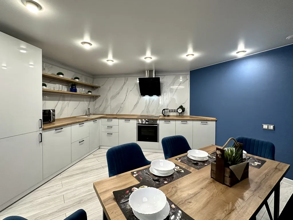 Просторная дизайнерская евродвушка в центре