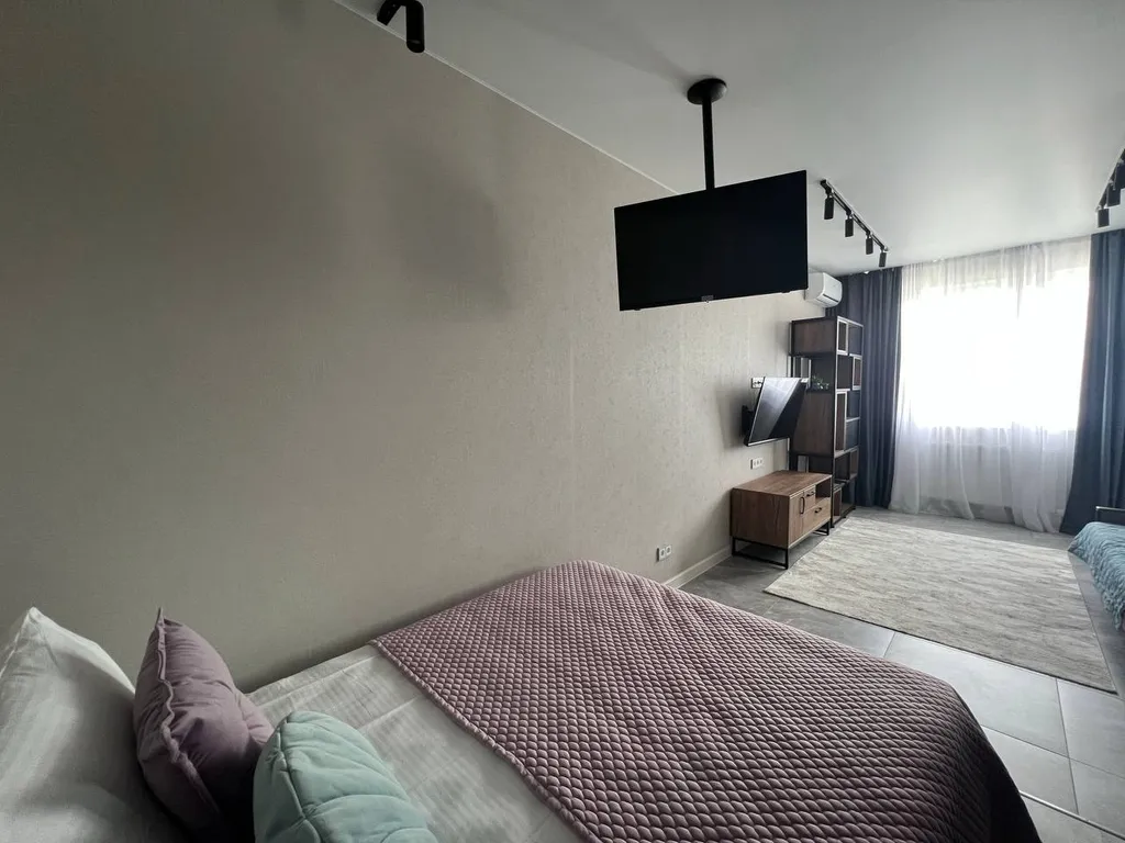 Квартира Апартаменты на высоком этаже с видом на город — Сириус