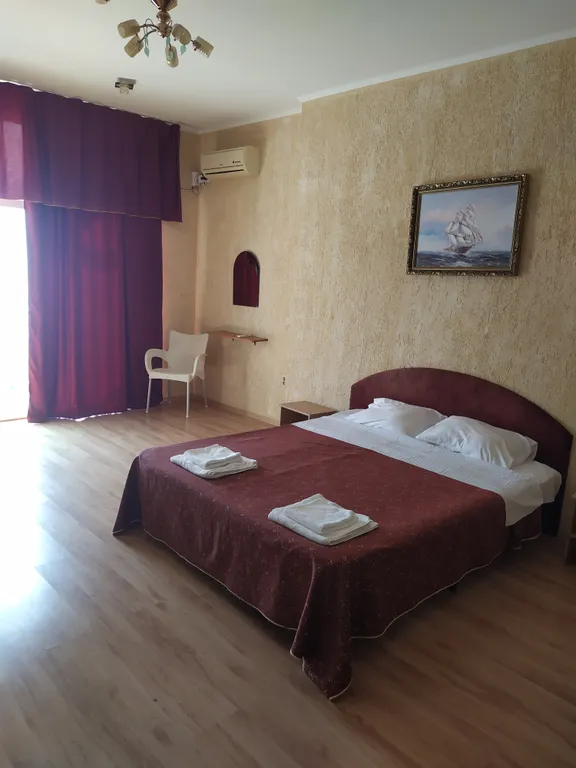 Квартира Комната с видом на море — аренда посуточно в Утес