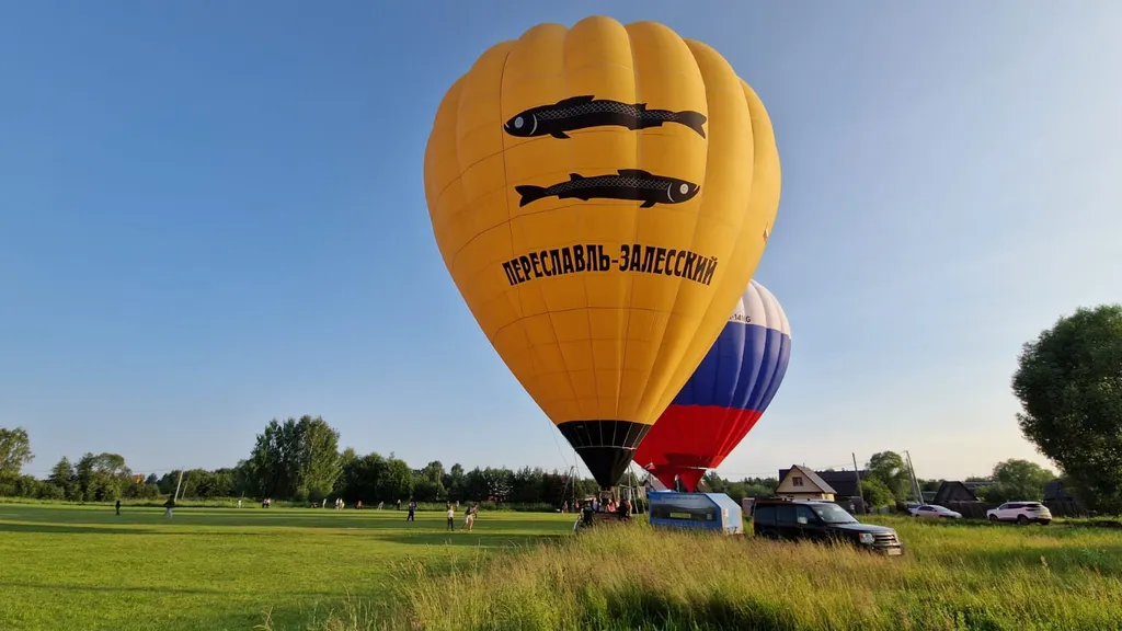 Домик у реки