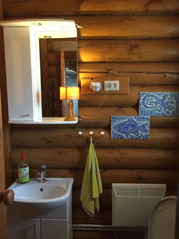 Коттедж Лада в черте города с сауной