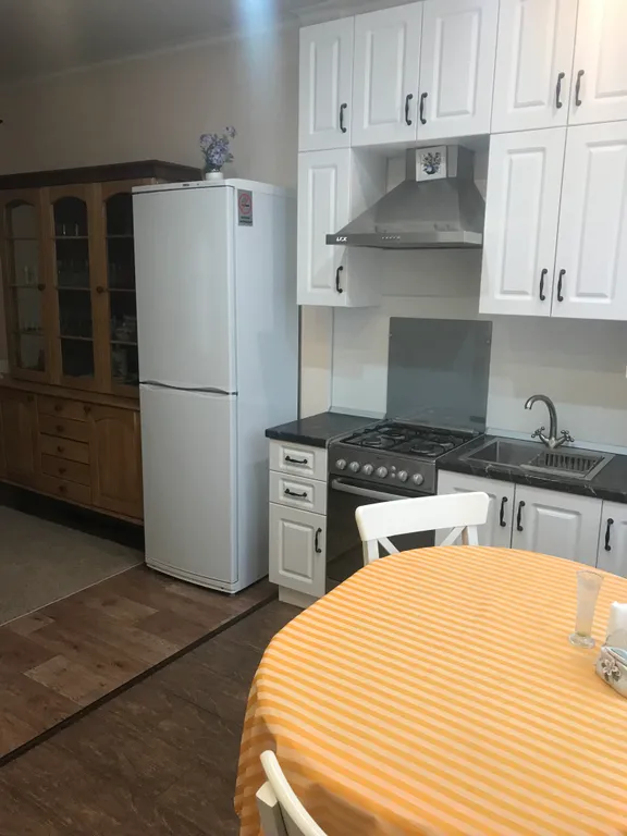 Коттедж Домик с цветущим садом — Кисловодск