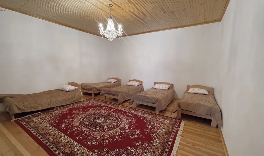 Дом в Гунибе с видом на горы