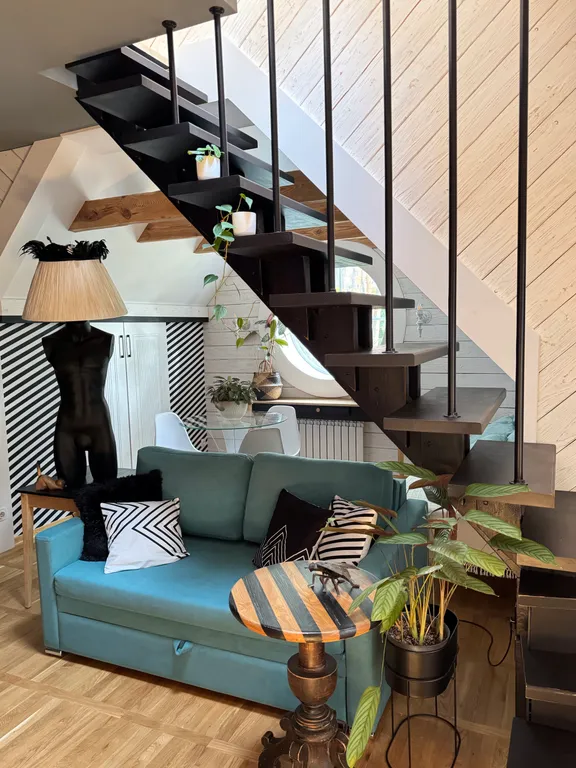 Двухуровневые апартаменты 33/3 house с камином и мангалом