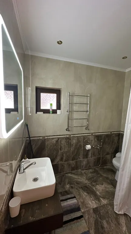 Шале с видом на горы и реку Moon House Arkhyz