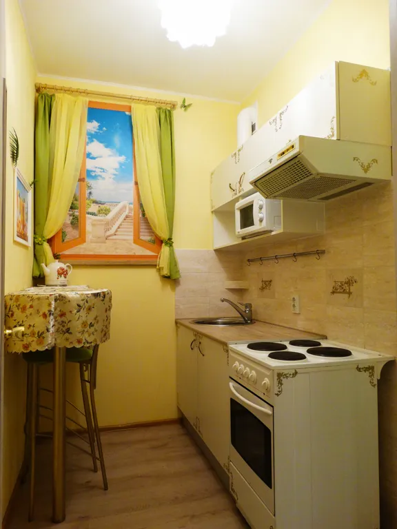 Светлая квартира у парка с рекой +