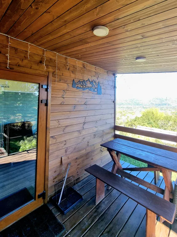 Домик в горах с панорамным видом и всеми удобствами