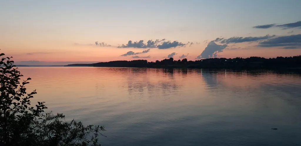 Дом с видом на озеро Волго
