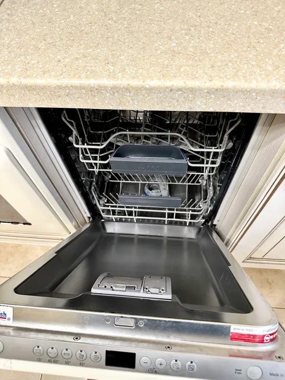 Квартира 2-комнатная Квартира — Махачкала