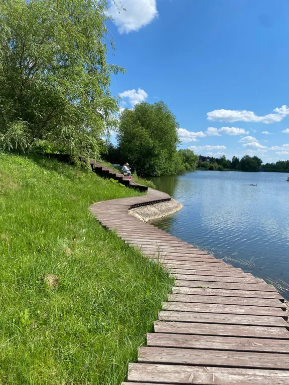 Эко-дом с горячей джакузи и профессиональным грилем на террасе