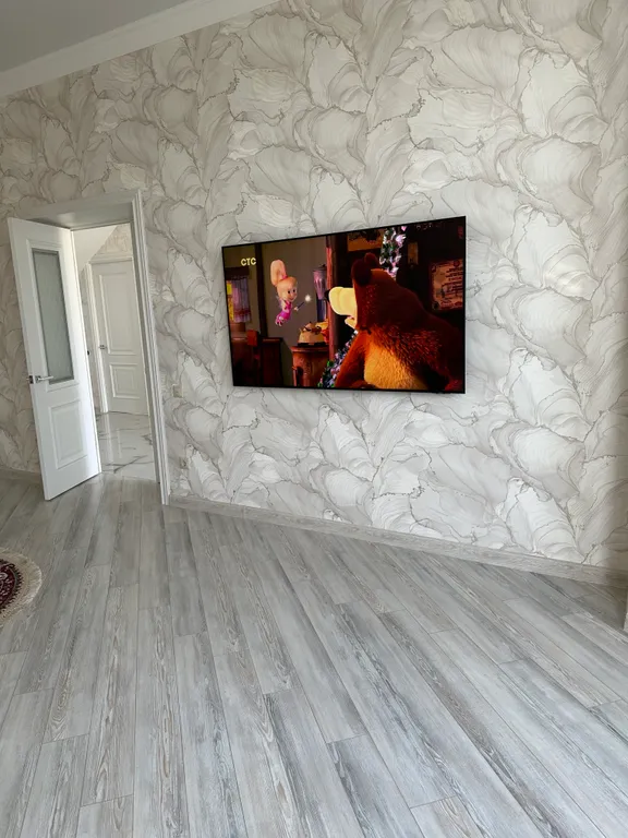 Большой красивый дом у моря