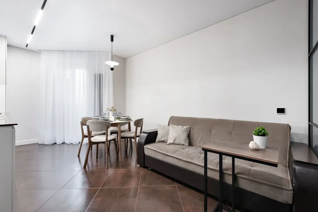 Квартира на набережной у реки