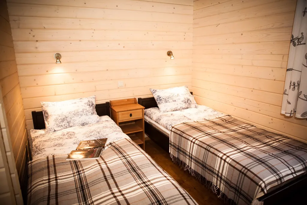 Коттедж 3-комнатный Дом — Запорожское