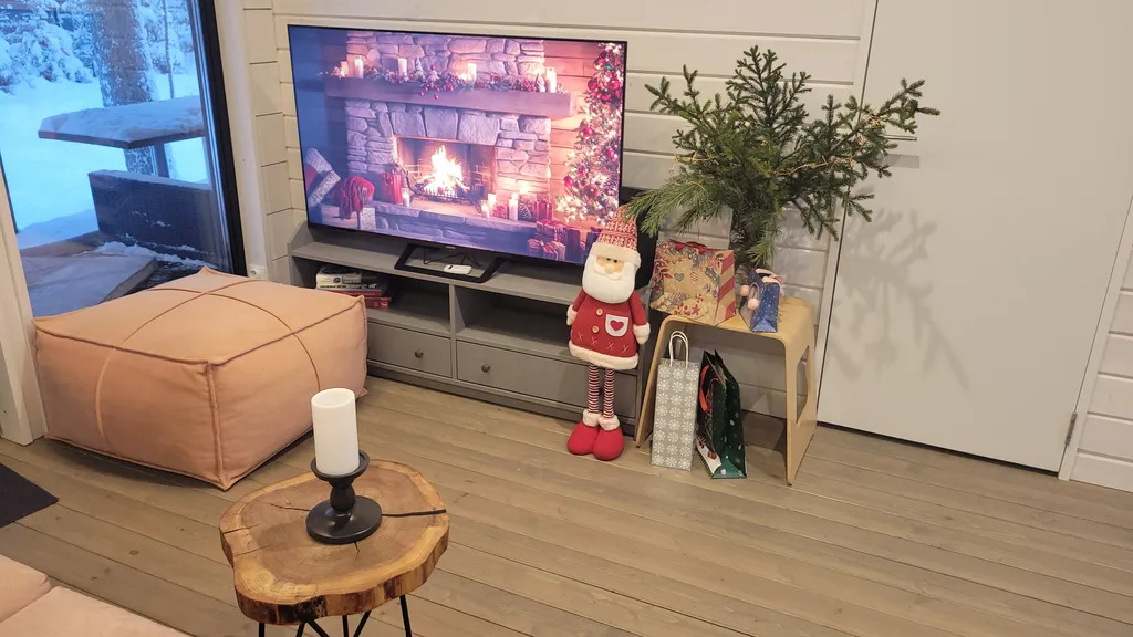 Коттедж под соснами