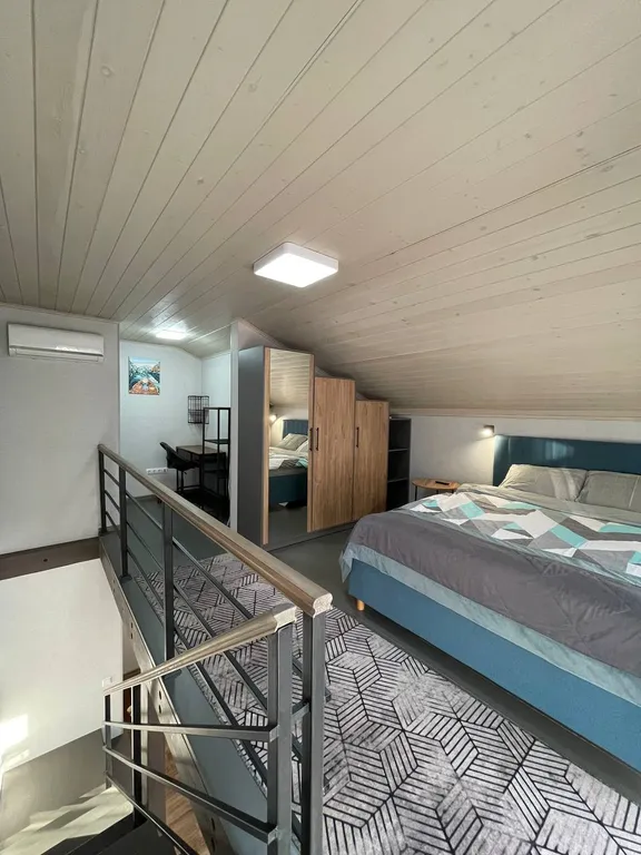 Уютная двухуровневая квартира