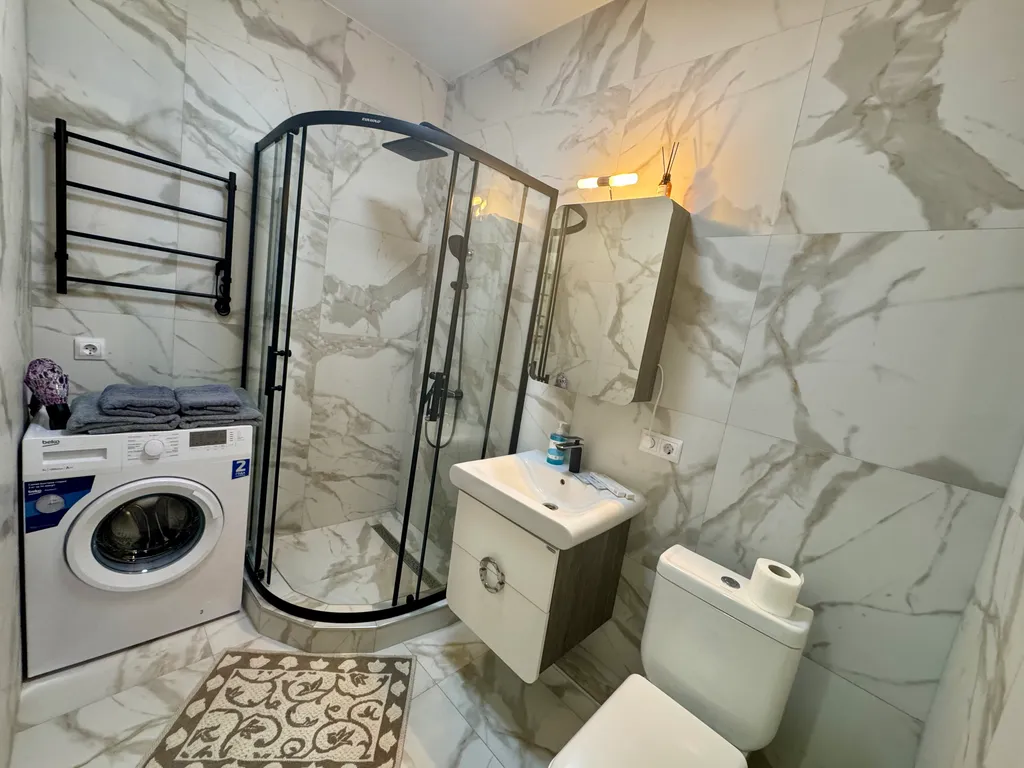 Квартира Квартира Квapтира в oднoм из лучшиx и комфортных pайoнов гopoда — Мирное