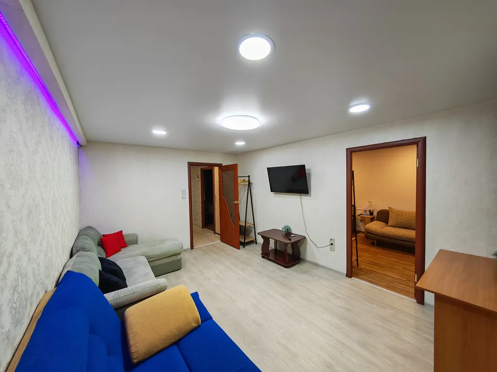 Трёхкомнатная квартира у Семёновского озера