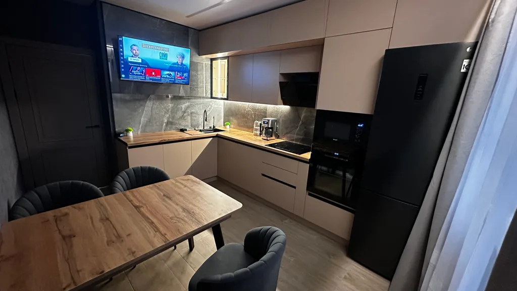 Новая комфортна квартира в центре