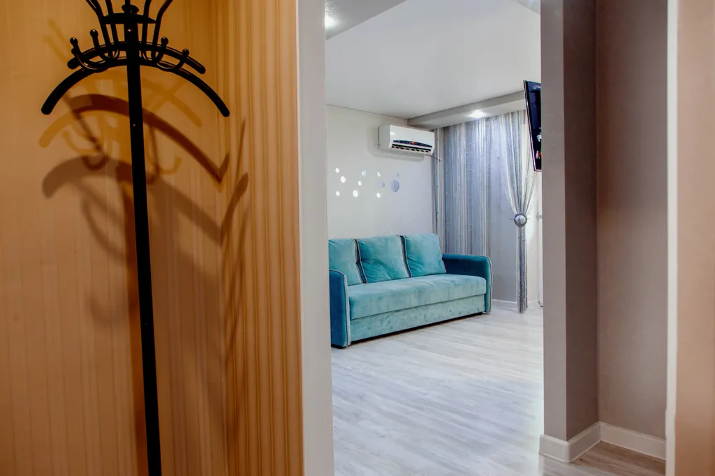 2-квартира в тихом районе близко к Дворцу спорта