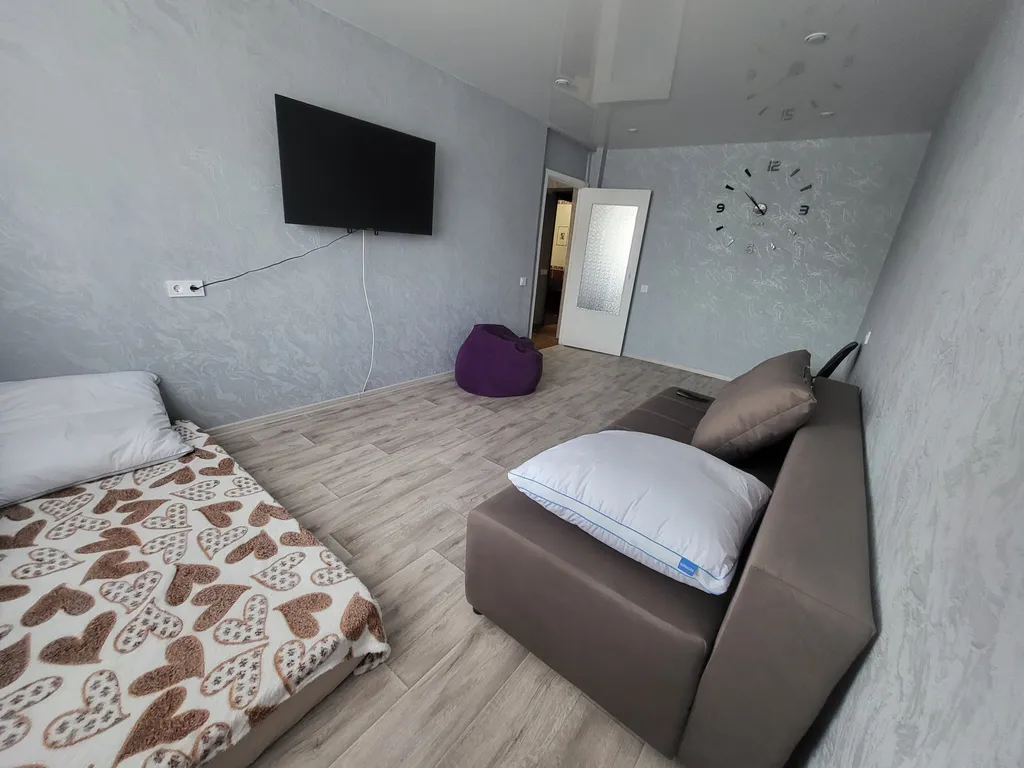 Уютная трехкомнатная квартира в городе Байкальск