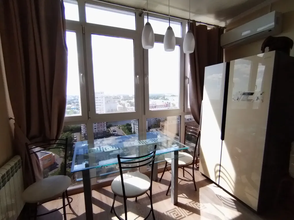 Квартира в центре с панорамными окнами