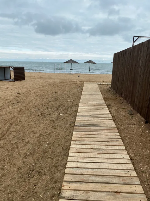 Уютная комната на берегу Каспийского моря