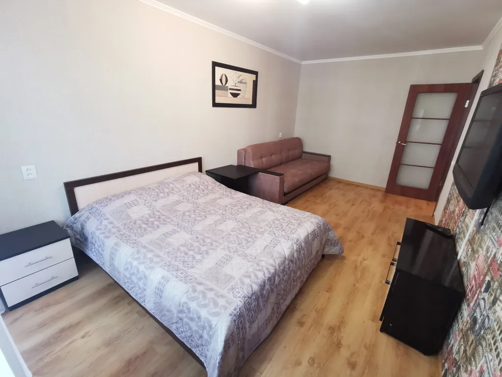 Просторная 2-комнатная квартира в районе Старый Аэродром