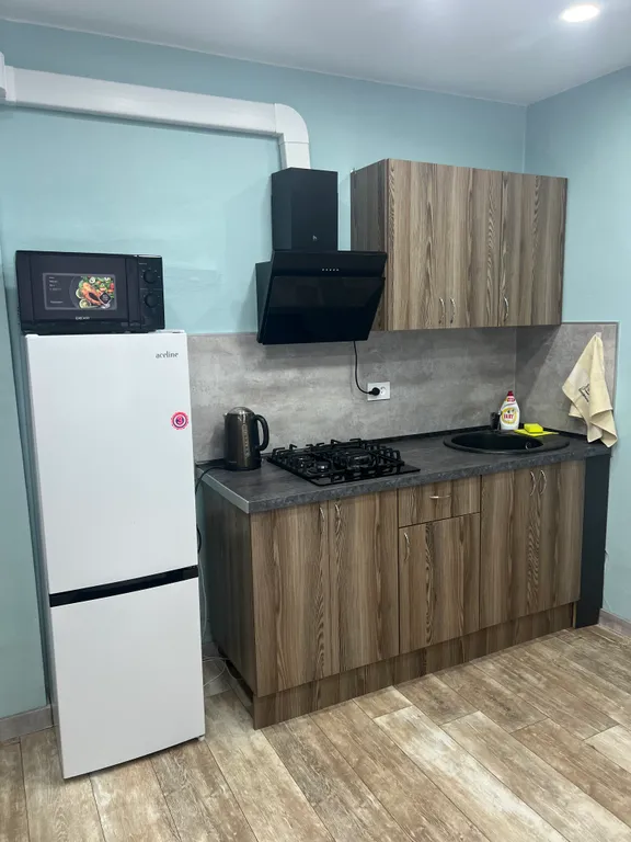 Квартира со своей отдельной огороженной зелёной территорией