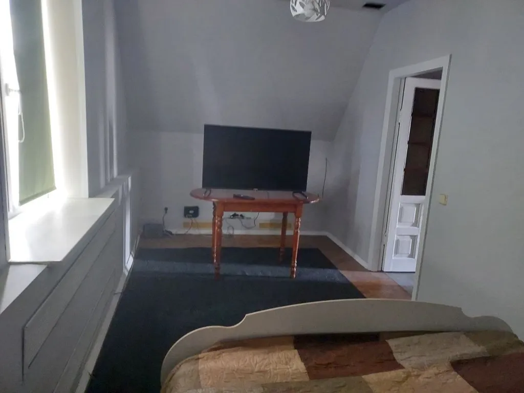 Дом в центре (макс количество гостей - 5 чел.)