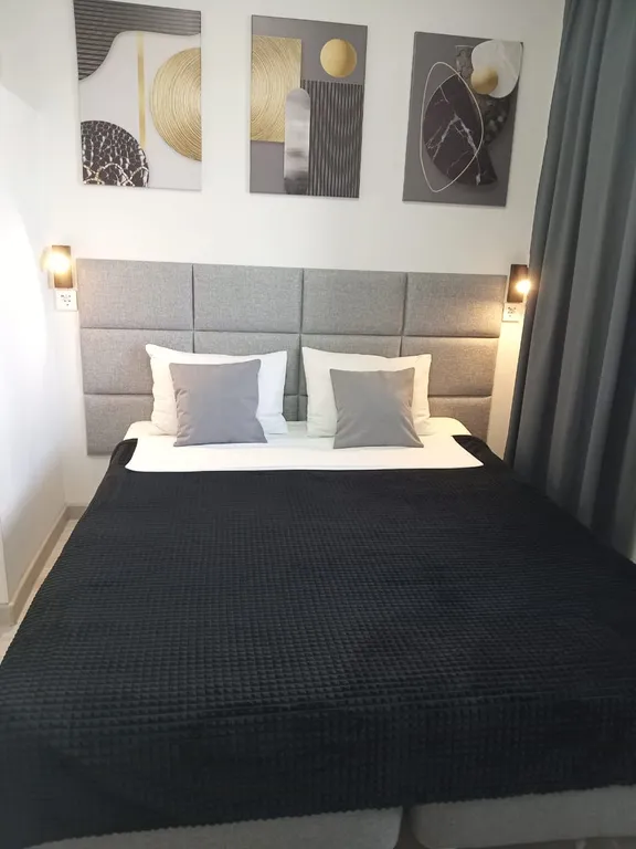 Квартира Яркая студия — аренда посуточно в Тверь