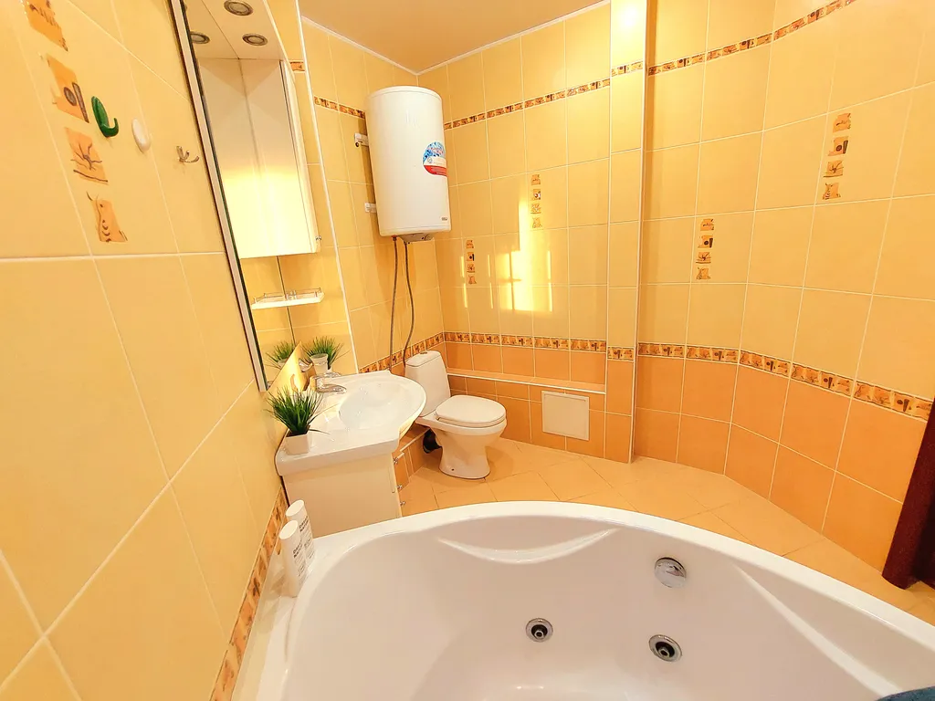 Квартира с джакузи в самом центре рядом с пляжем и ТЦ