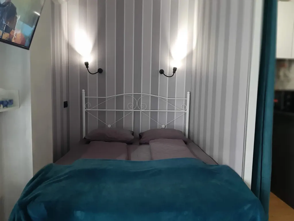 Студия с видом на горы