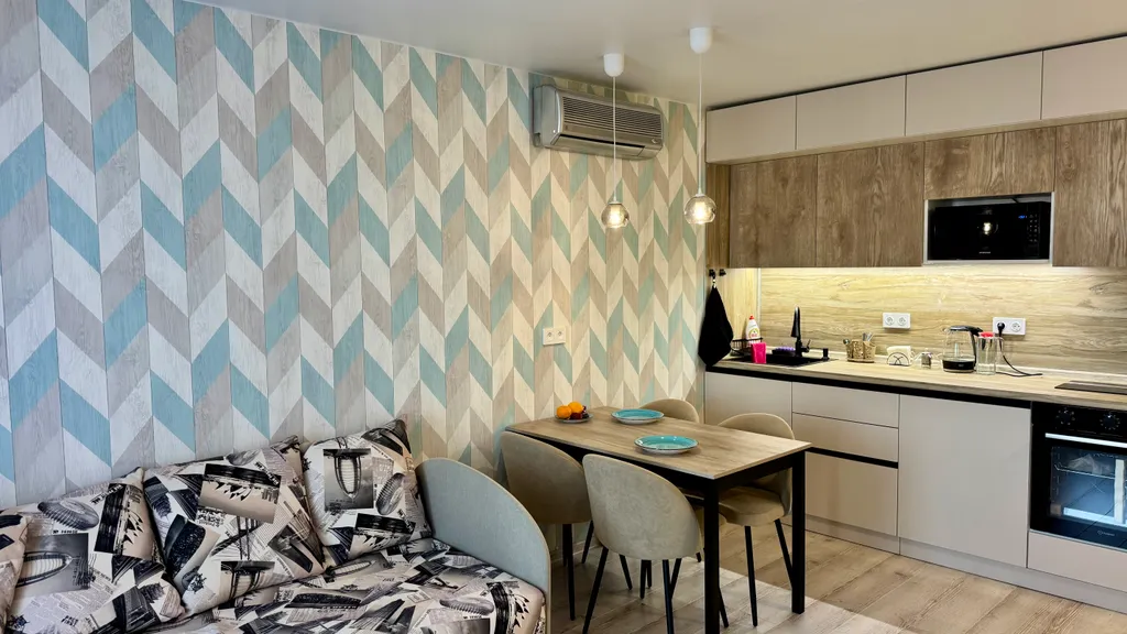 Уютная светлая евродвушка в 15 минутах ходьбы до центральной площади