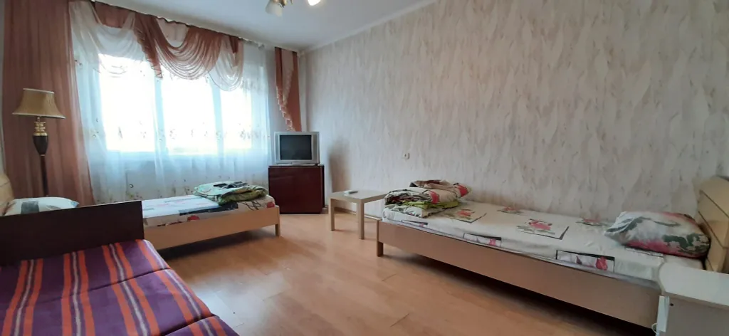 3-комнатная в центре, 6 раздельных мест