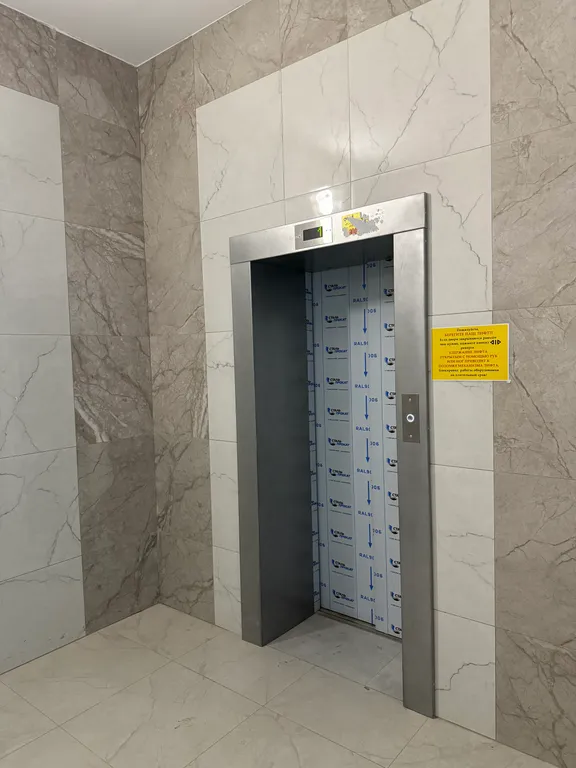 Квартира Стильная квартира в центре — Элиста