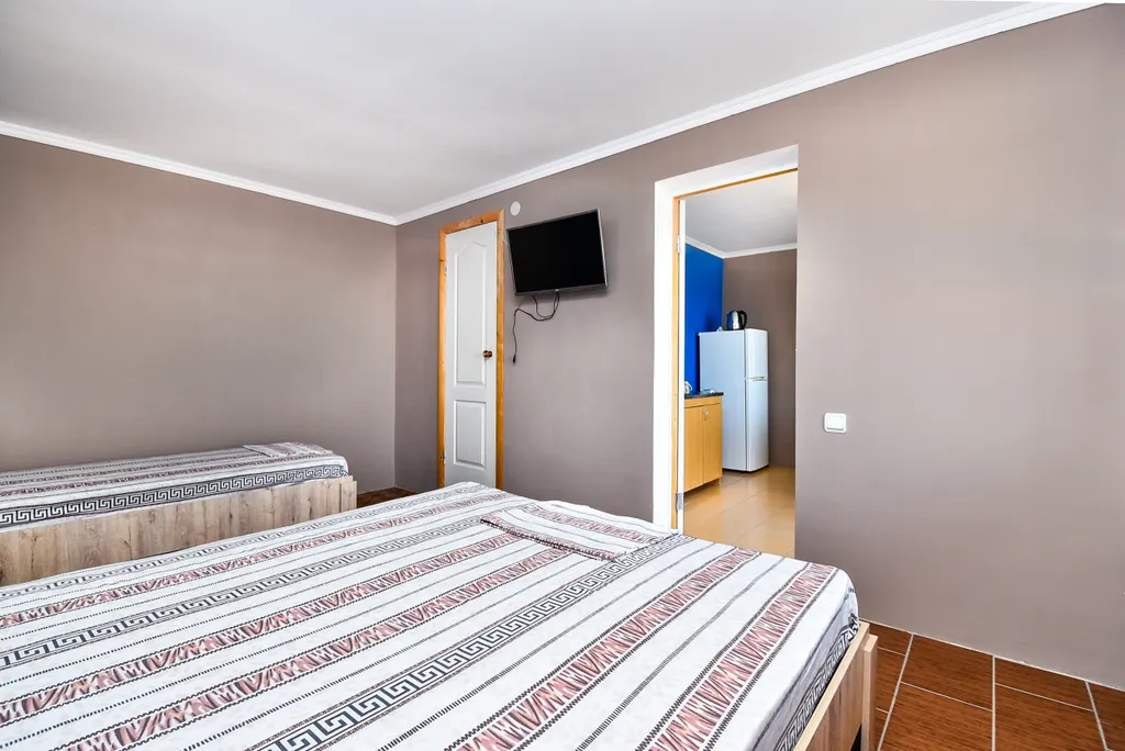 Отличный и приятный номер до трех человек