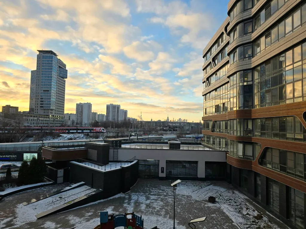 Квартира на римской с видом на центр