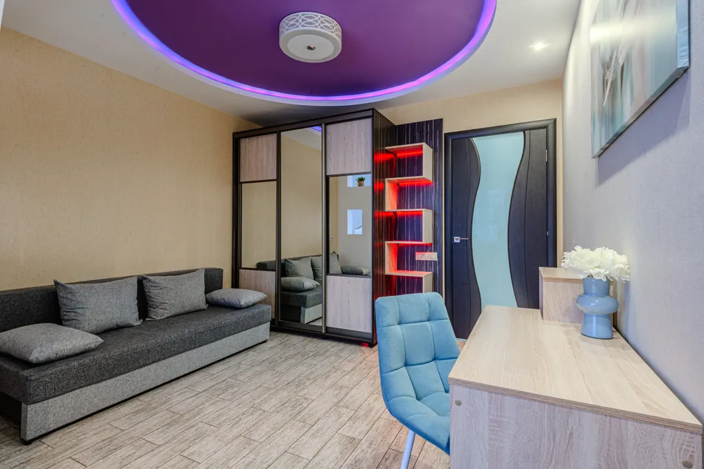 В тихом районе с удобной кроватью, гостиничный сервис, бесконтактно