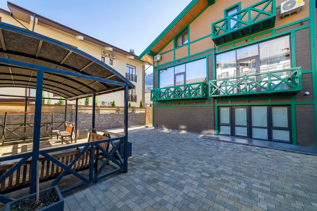 Зеленая студия в ЖК Гринберг