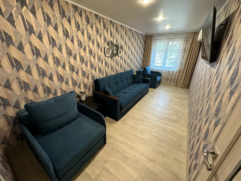 VIP 2-к с джакузи в центре