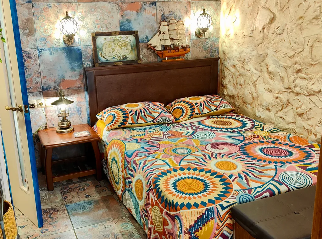 Двухэтажная квартира с террасой недалёко от моря — аренда посуточно в Коктебель