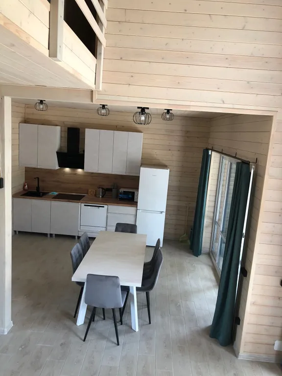 Дом на берегу моря