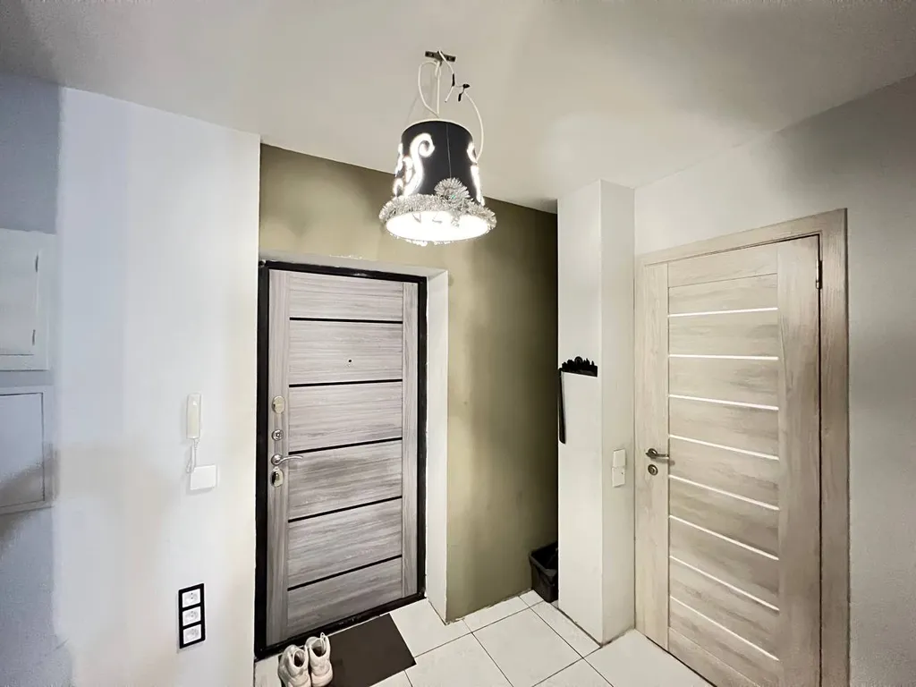 Трехкомнатная с оригинальным дизайнерским ремонтом ЦЕНТР