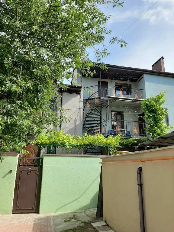 Квартира 2-комнатная Квартира — Евпатория