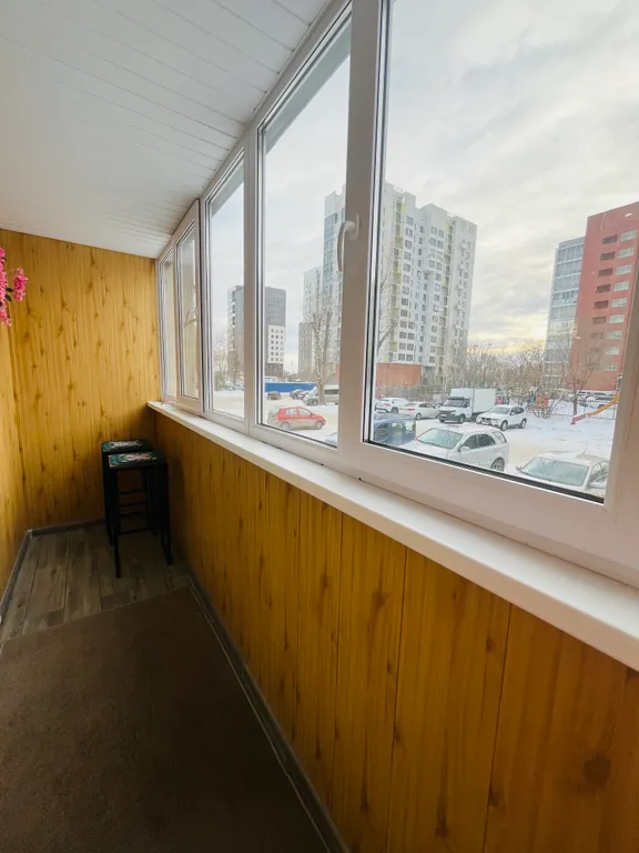 Новая квартира-студия около ТРК Алмаз